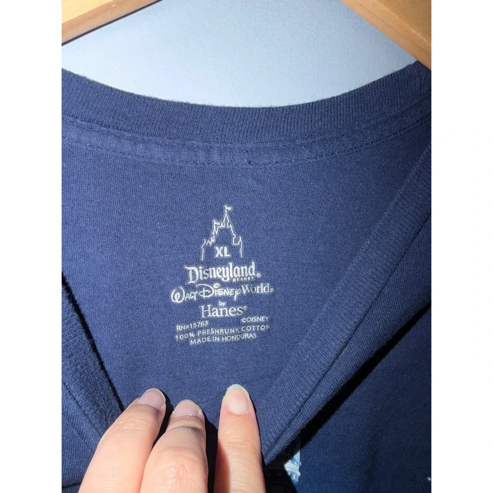 Disney Disneyland Resort Diamond Celebration Mickey Mouse Castle Navy T-Shirt XL